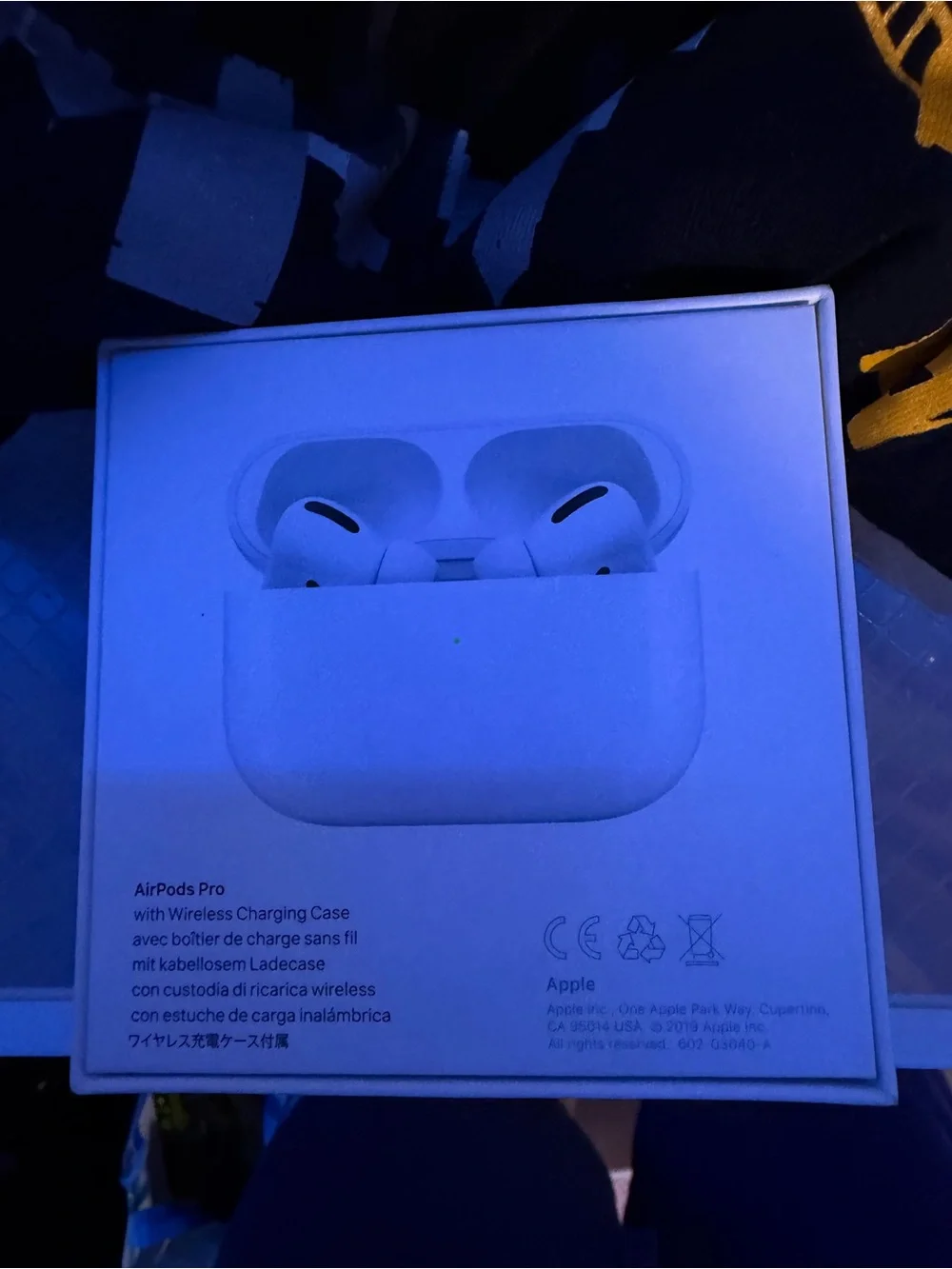 Apple AirPods Pro True Wireless Earbuds in White(Authentic!)